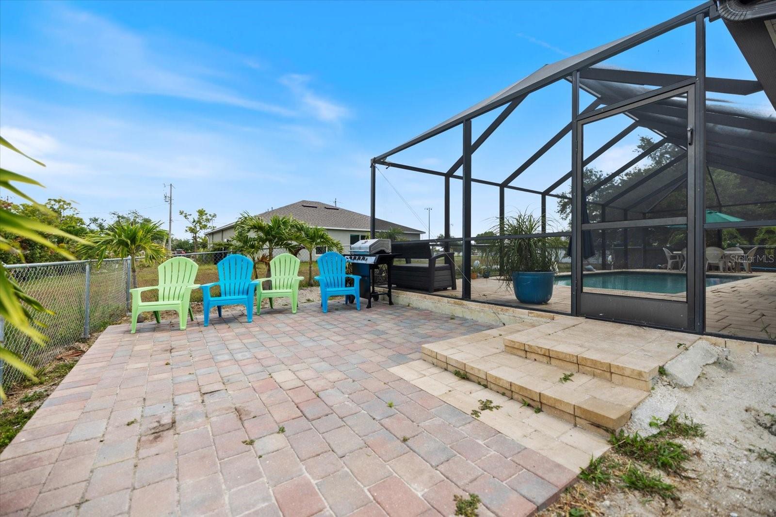 1713 NW 9TH TER