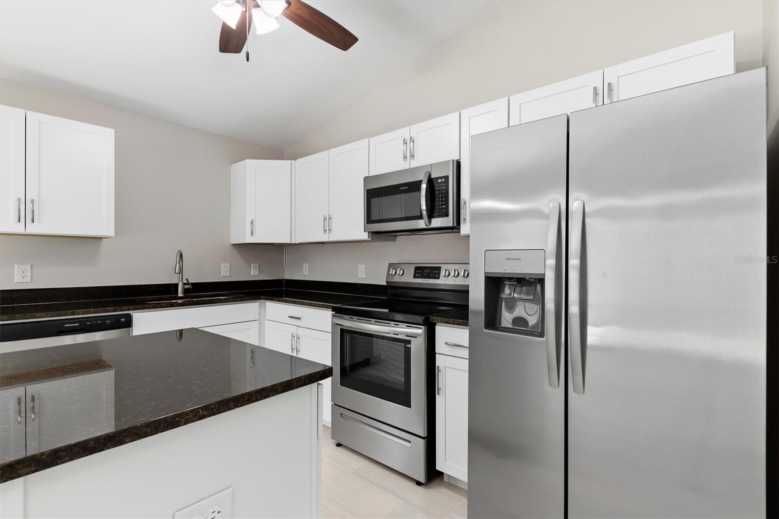 103 NW 13TH PL