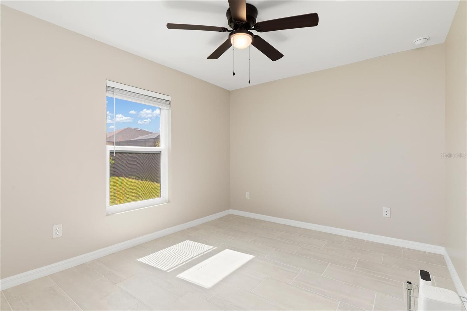 103 NW 13TH PL