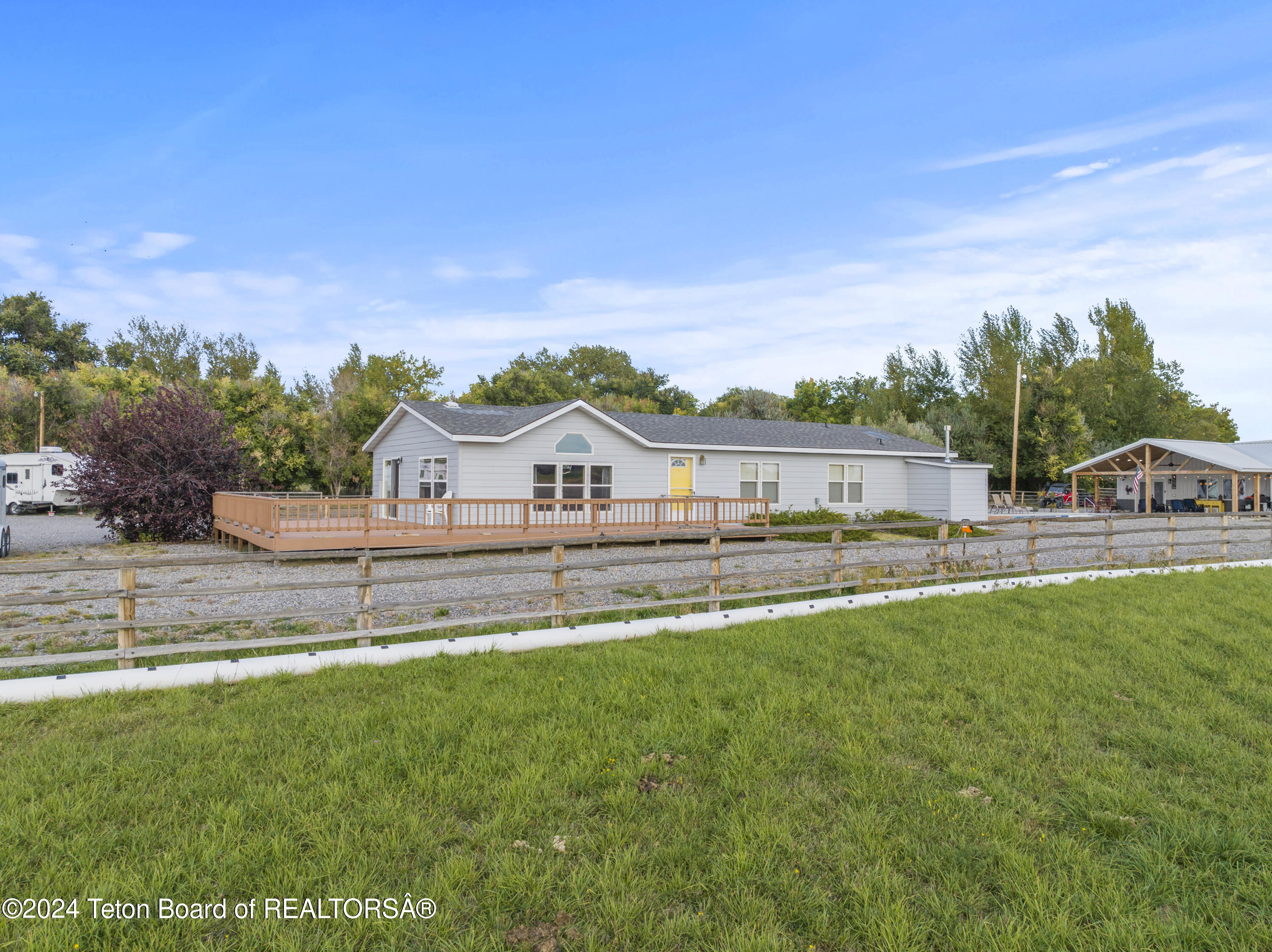 110 BUCKHORN FLATS Road