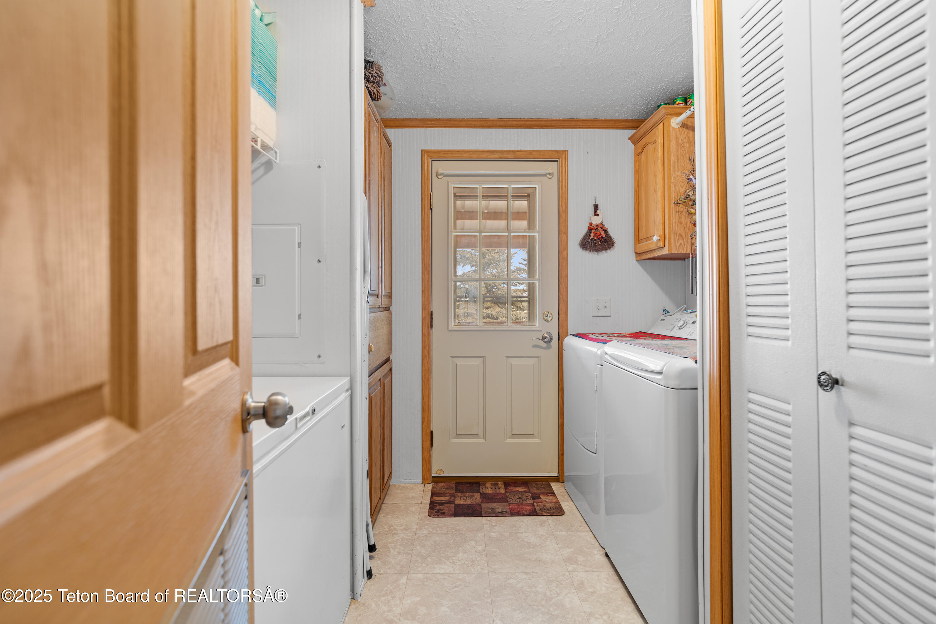 44 ELKHORN Drive