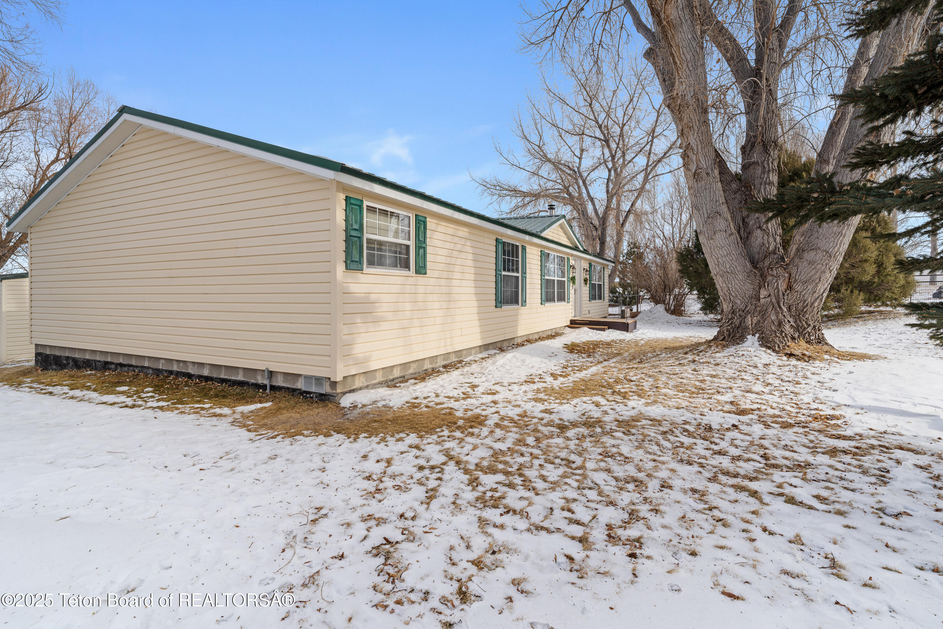 44 ELKHORN Drive