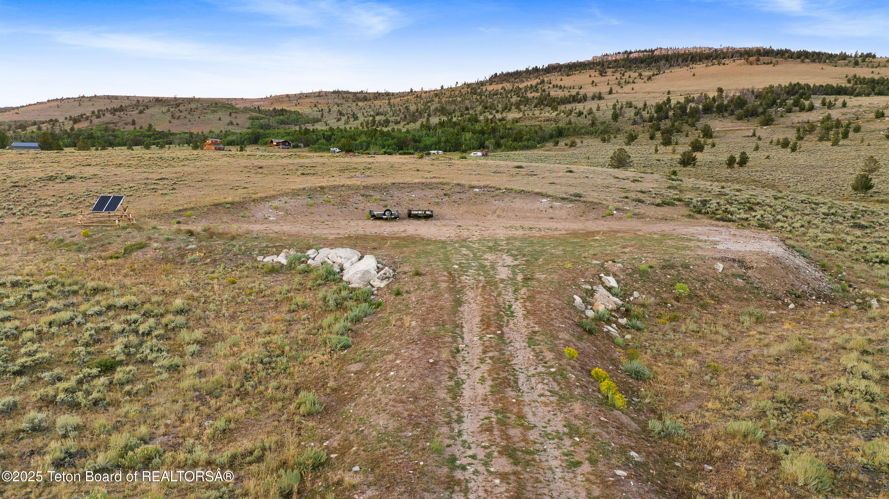 IRON MOUNTAIN DR.