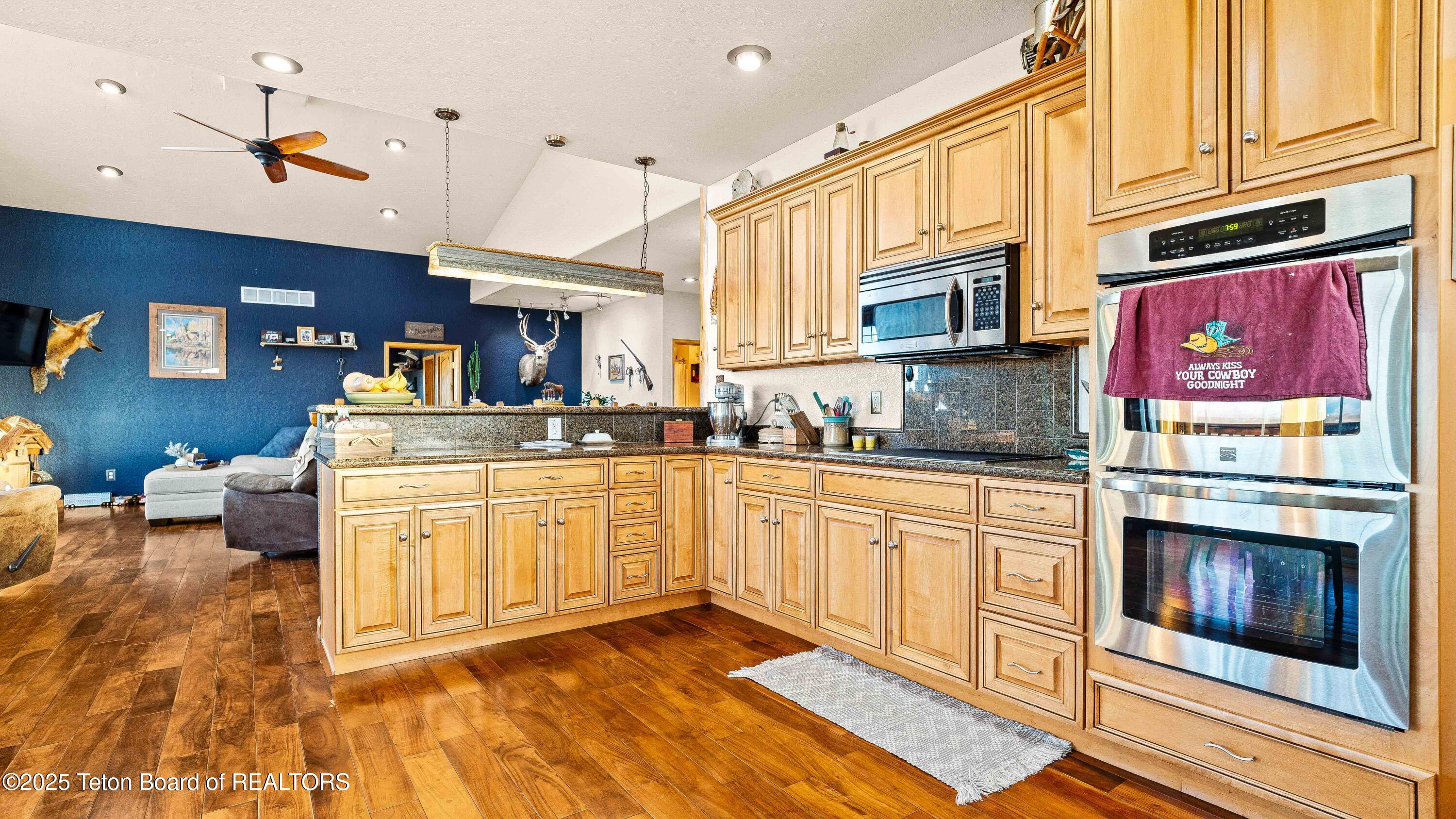 143 MOONSHINE Road