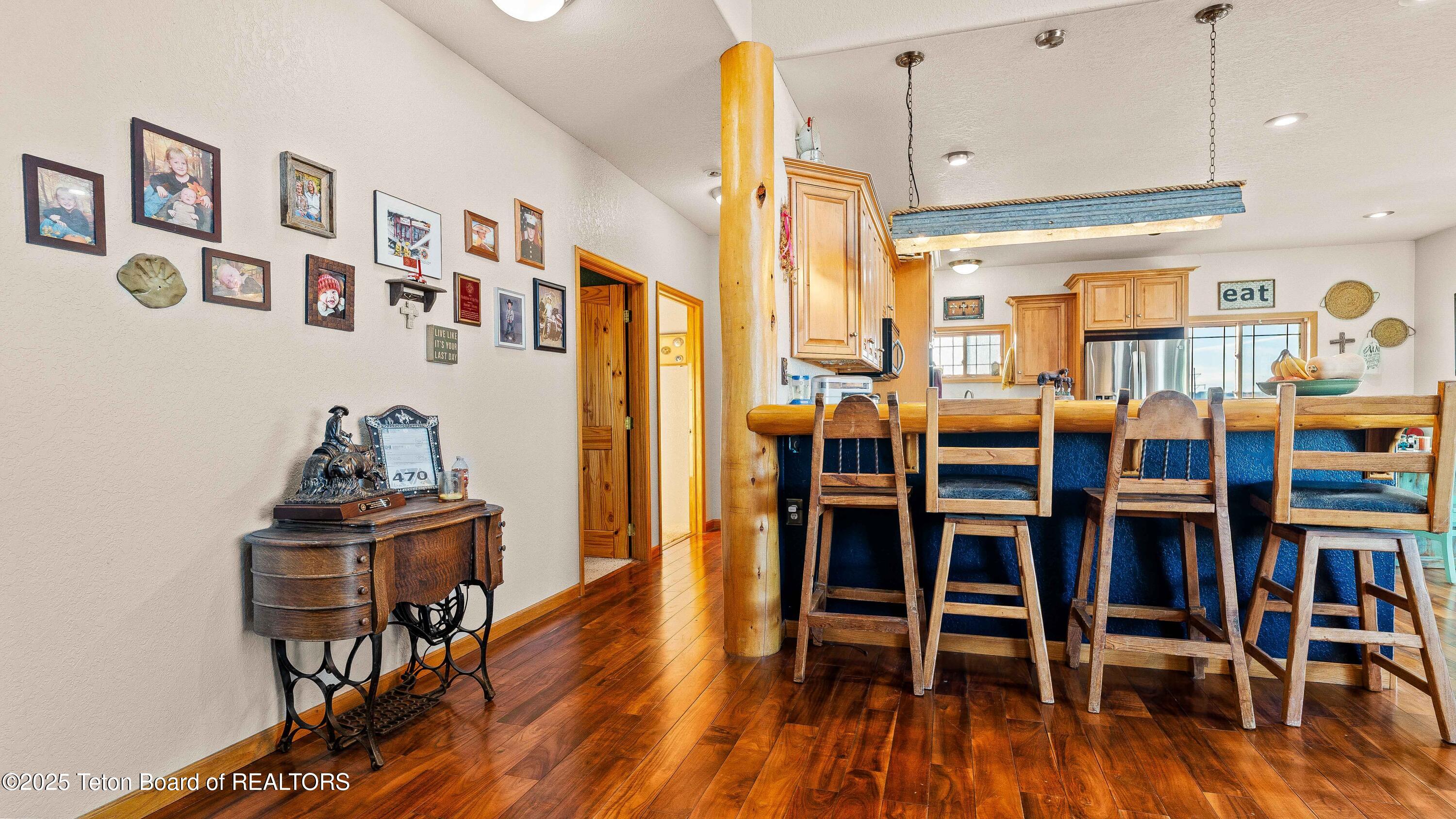 143 MOONSHINE Road