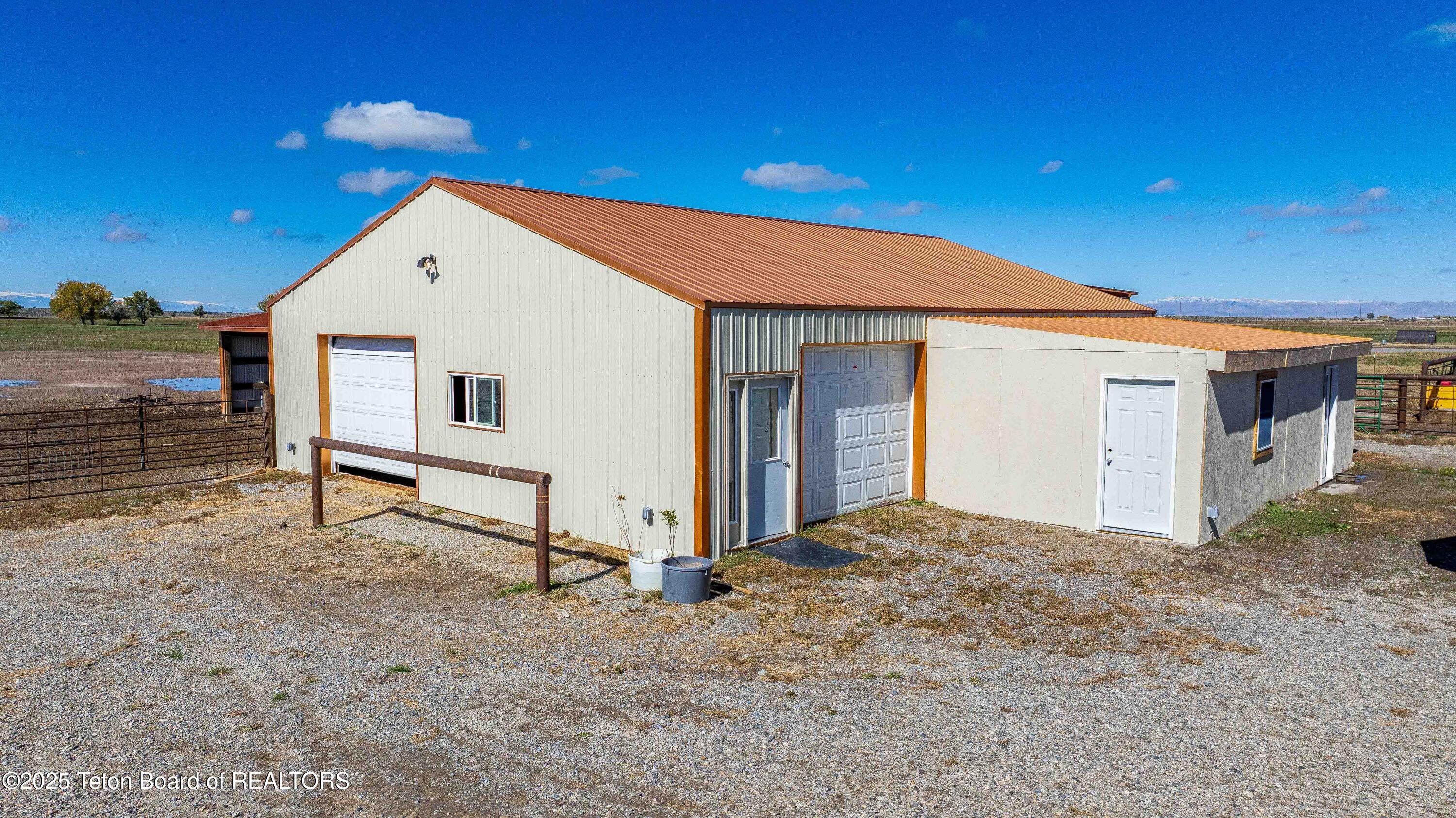 143 MOONSHINE Road