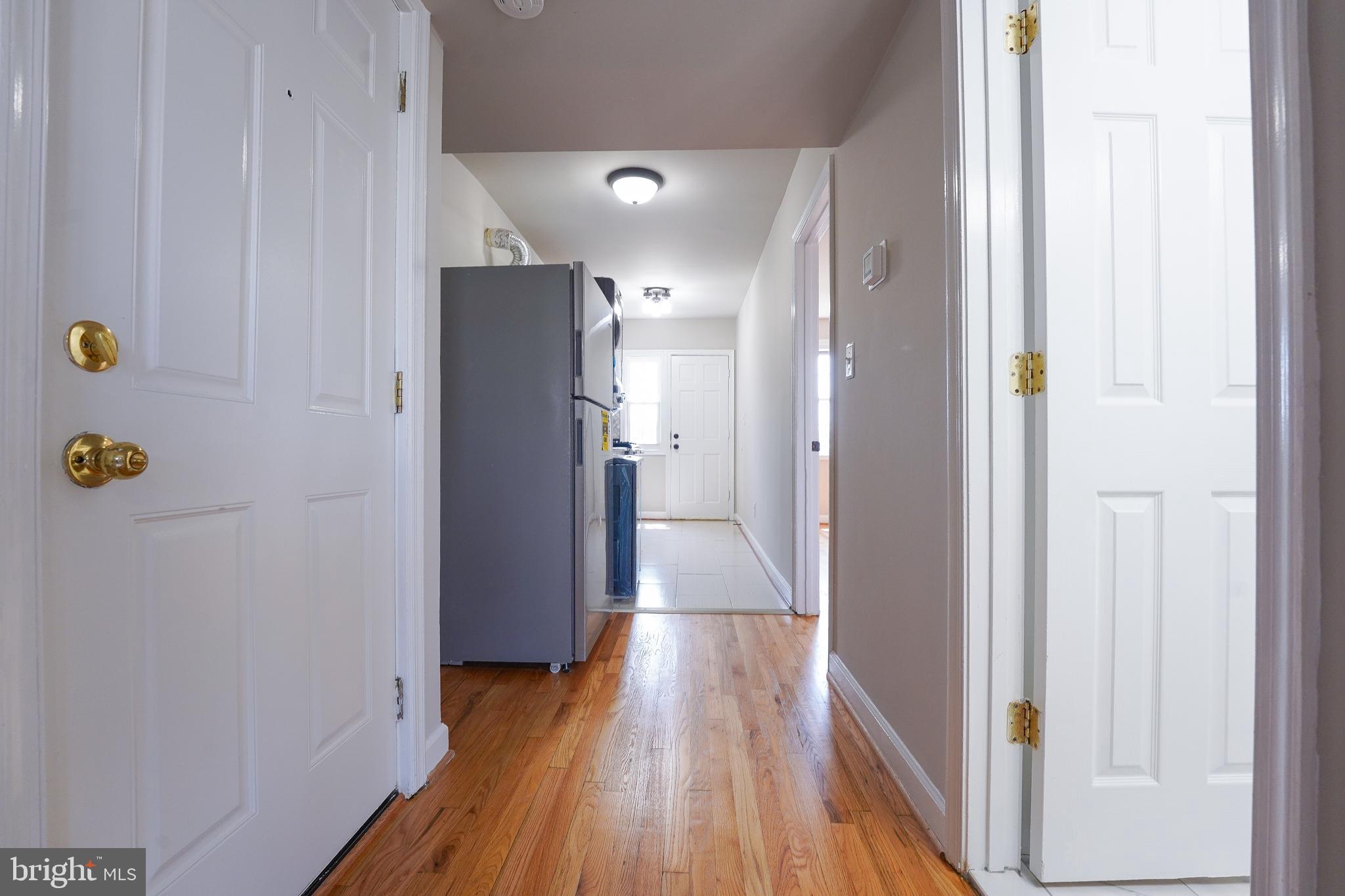 1823 H PLACE NE 4