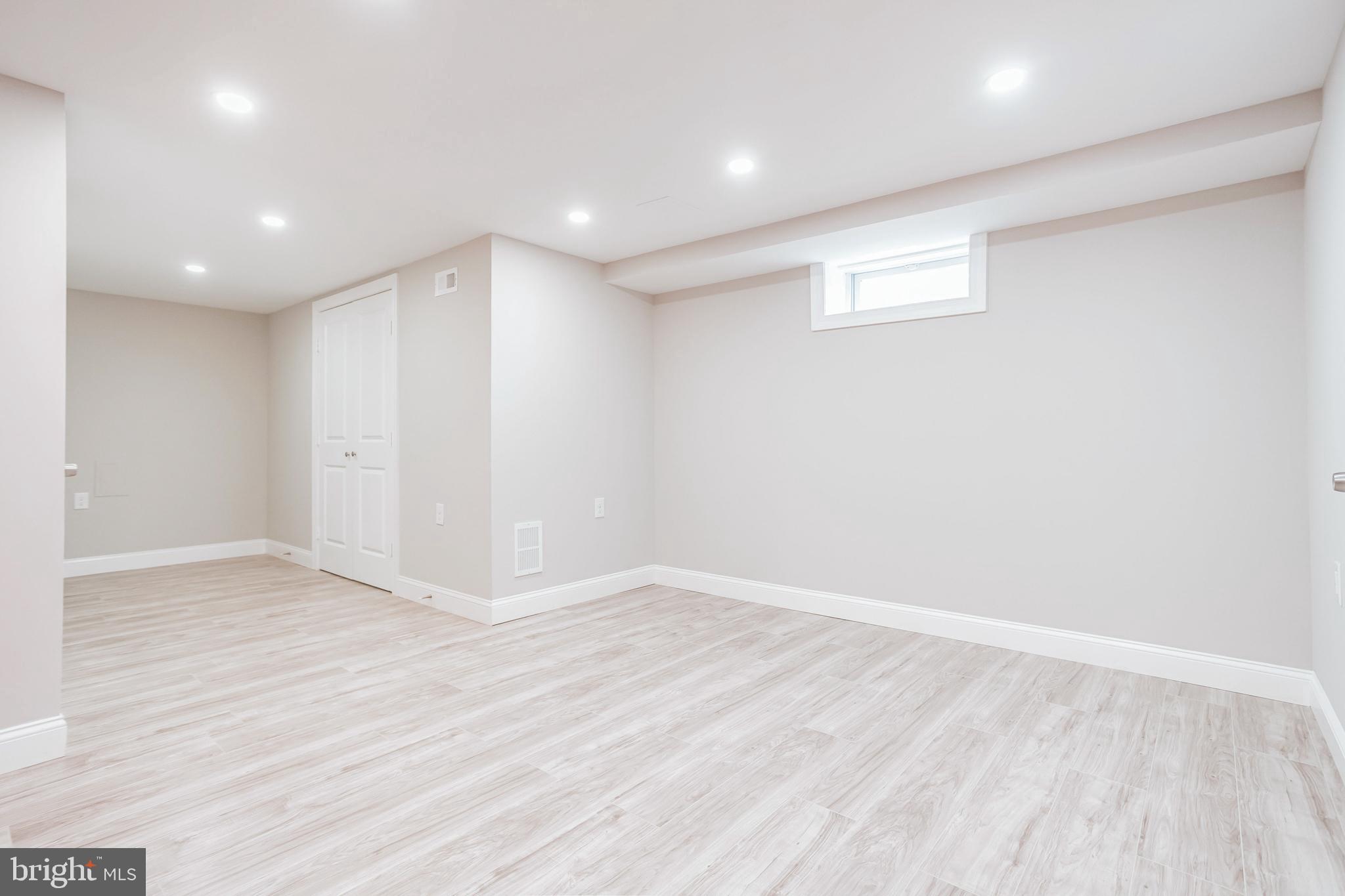 4354 DUBOIS PLACE SE