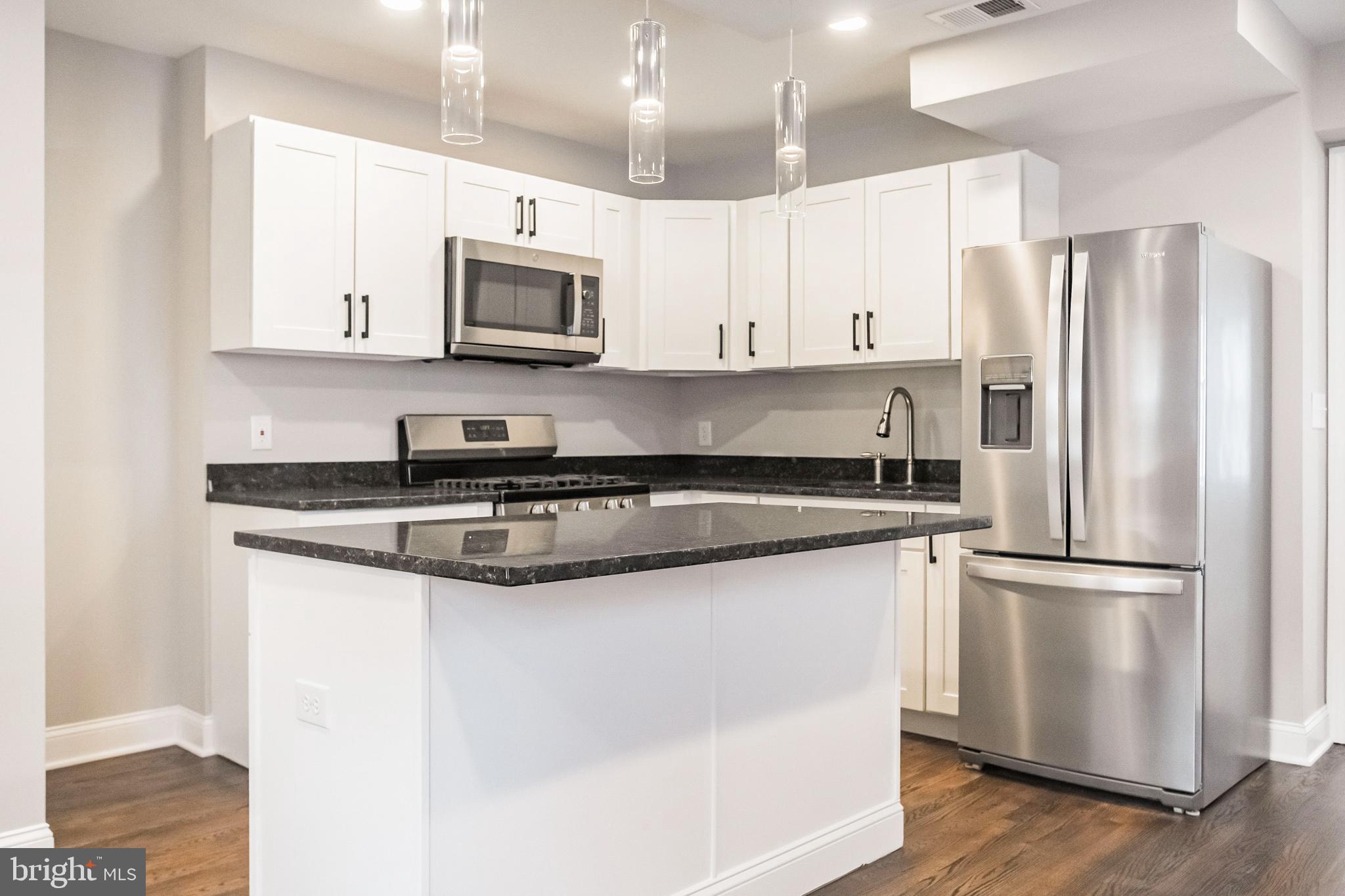 4354 DUBOIS PLACE SE