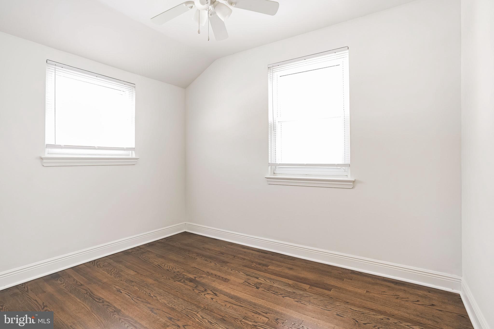 4354 DUBOIS PLACE SE