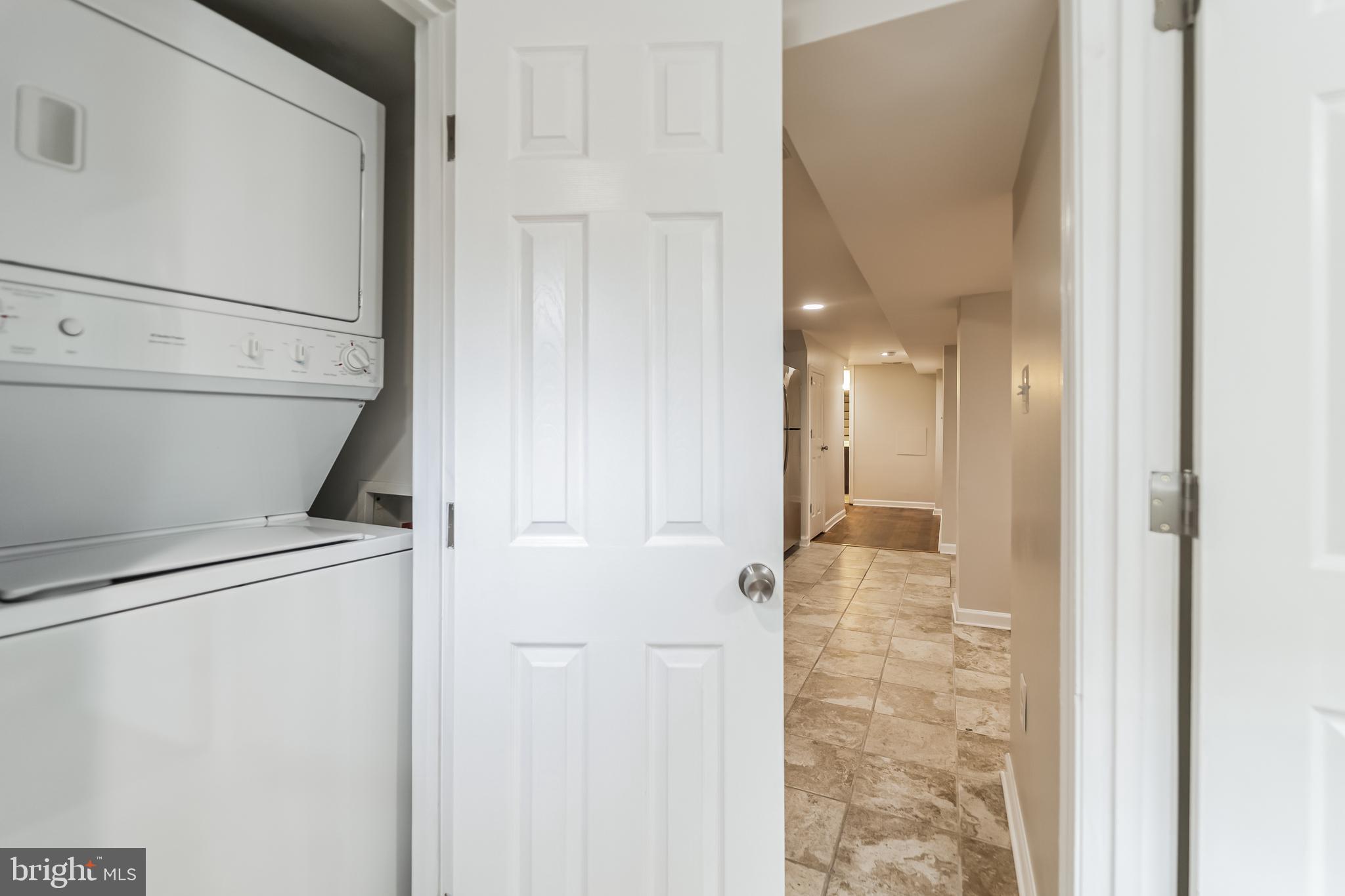 2411 N CAPITOL STREET NE B