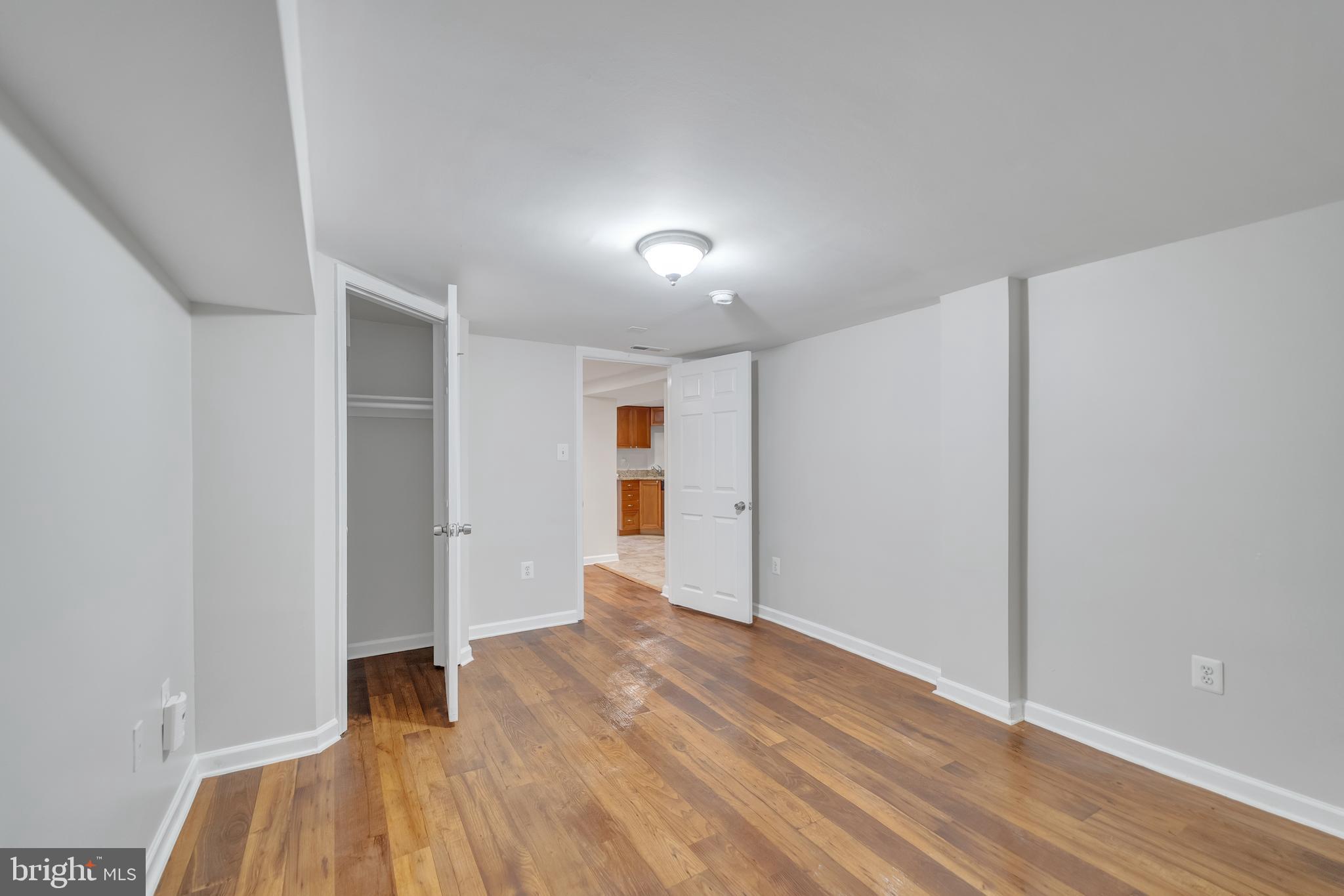 2411 N CAPITOL STREET NE B