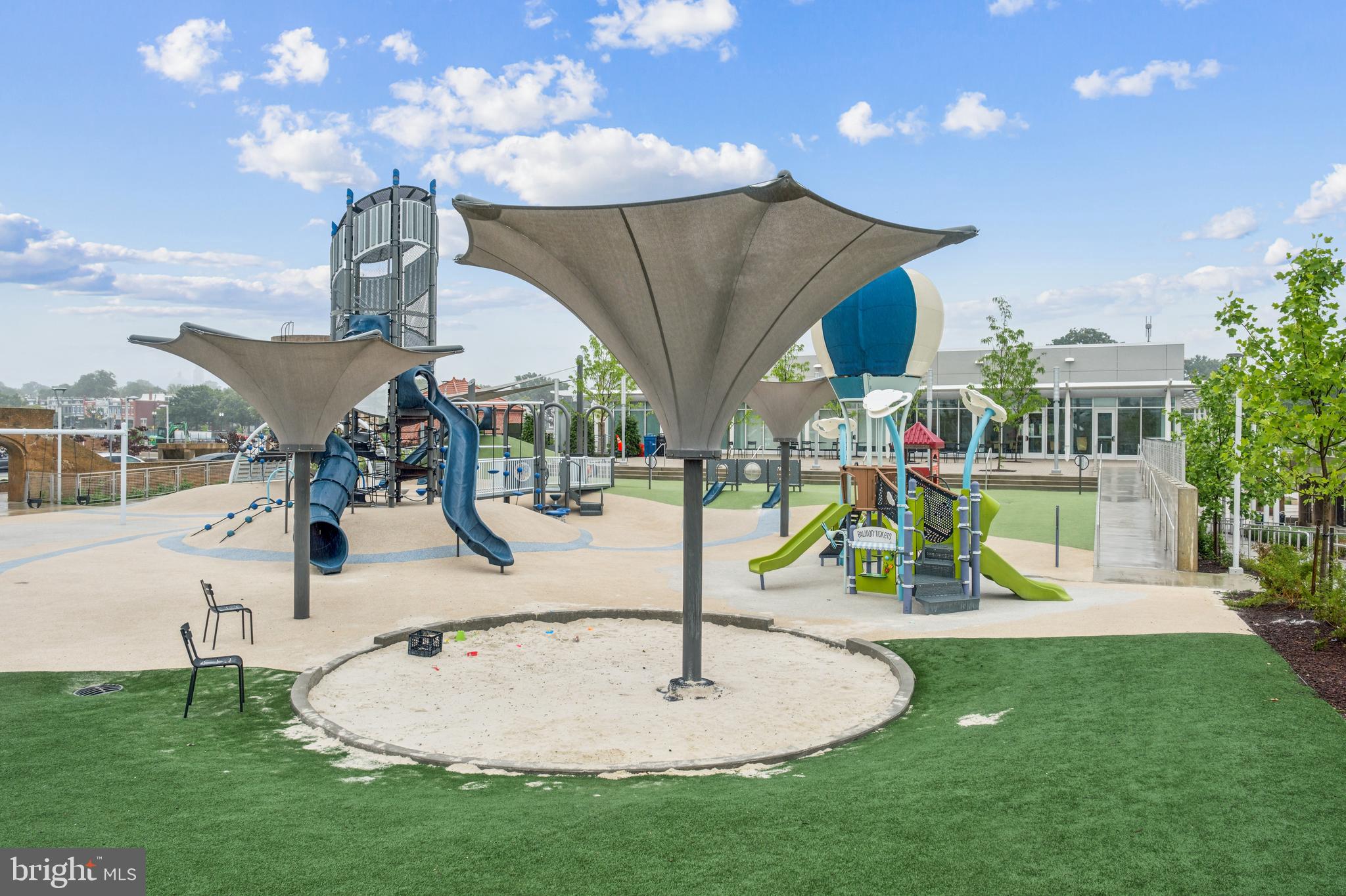 2411 N CAPITOL STREET NE B