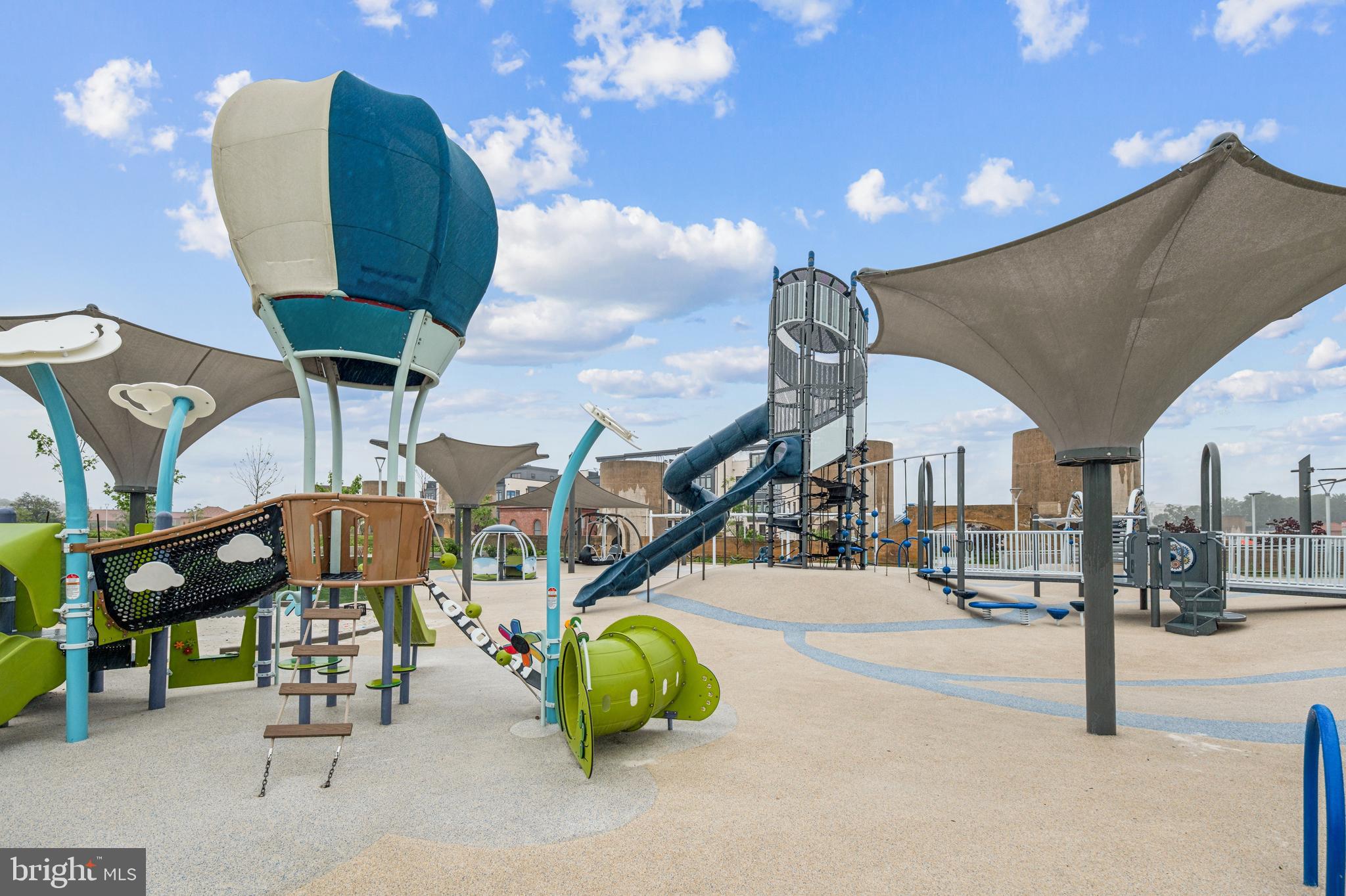 2411 N CAPITOL STREET NE B