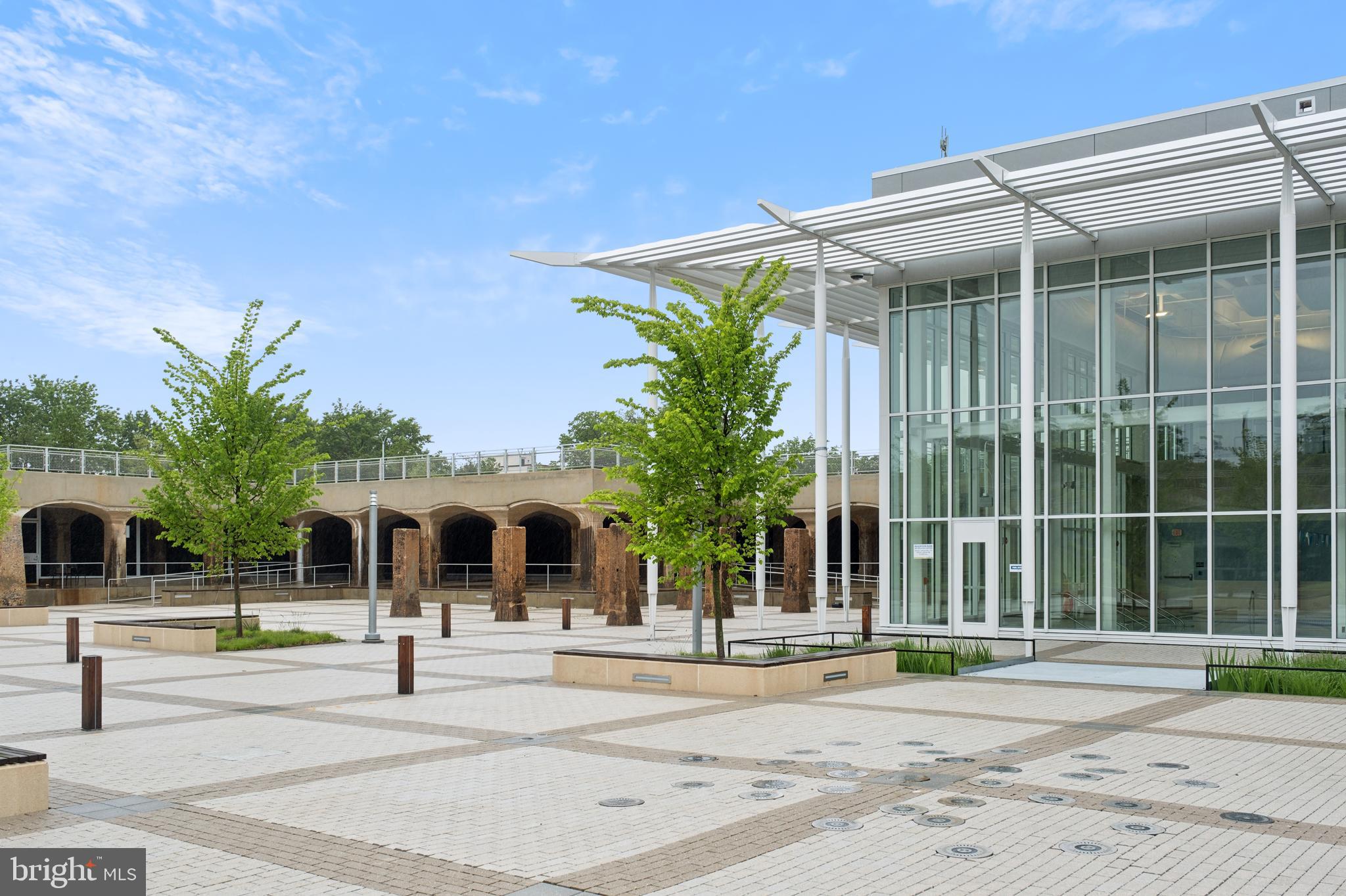 2411 N CAPITOL STREET NE B