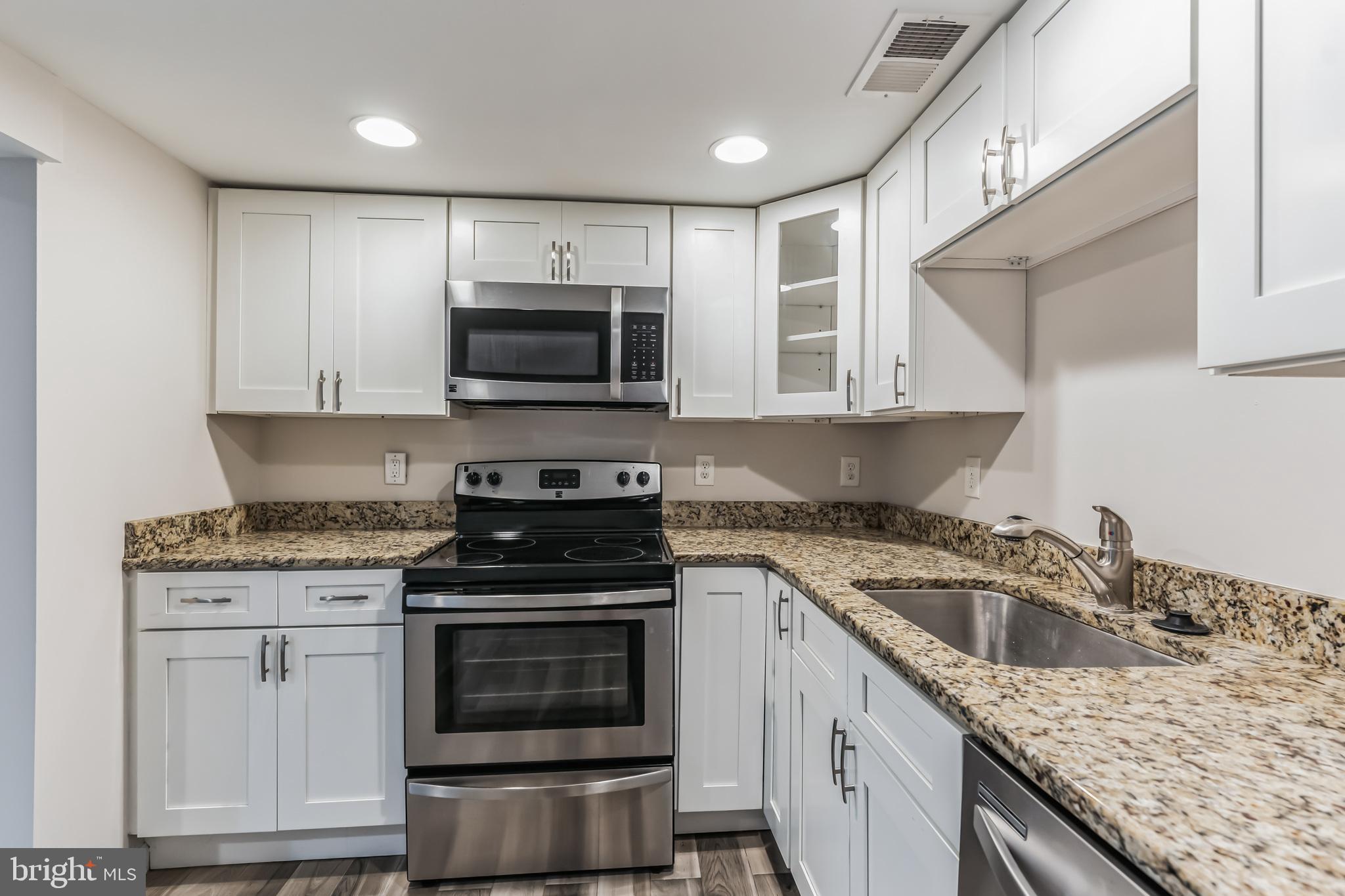 1213 STAPLES STREET NE UNIT B