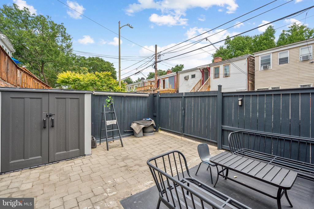 1213 STAPLES STREET NE UNIT B