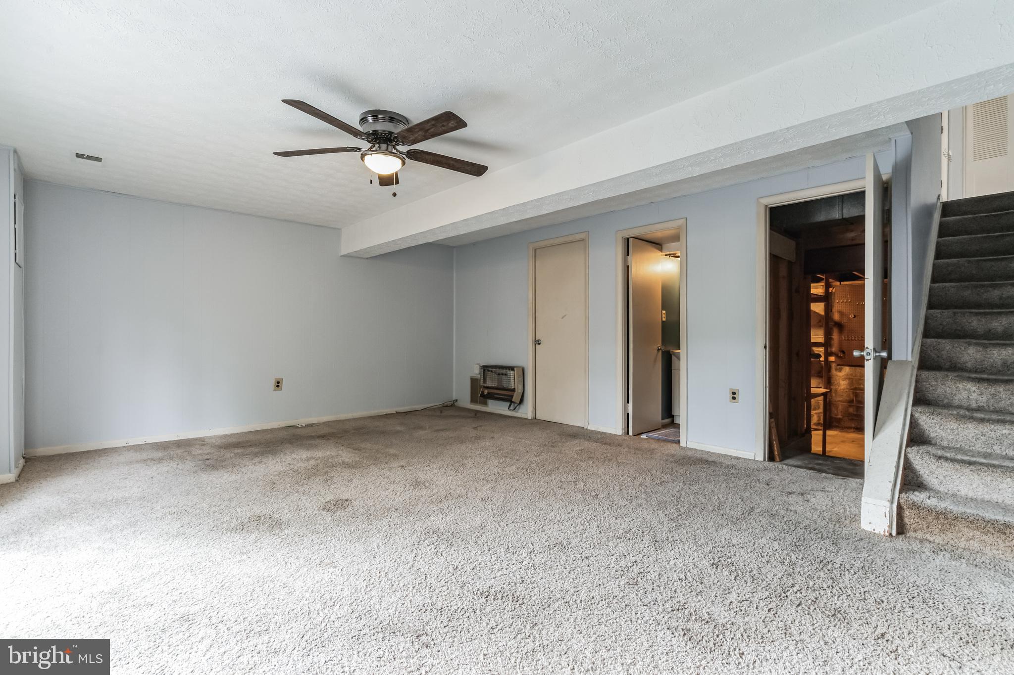 476 WORTHINGTON ROAD