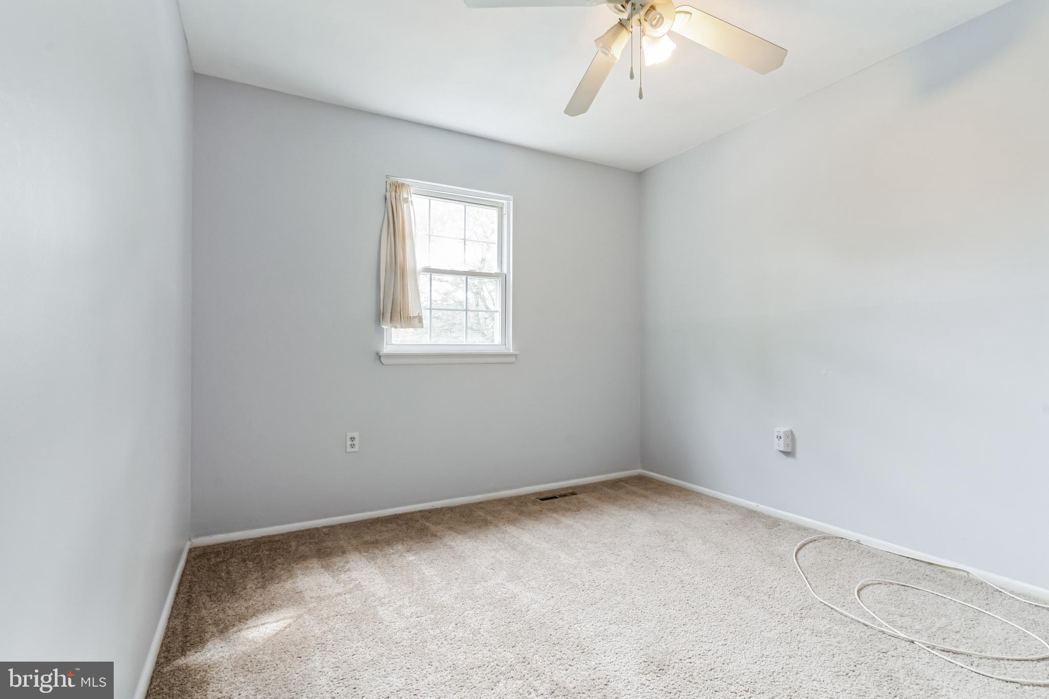 476 WORTHINGTON ROAD