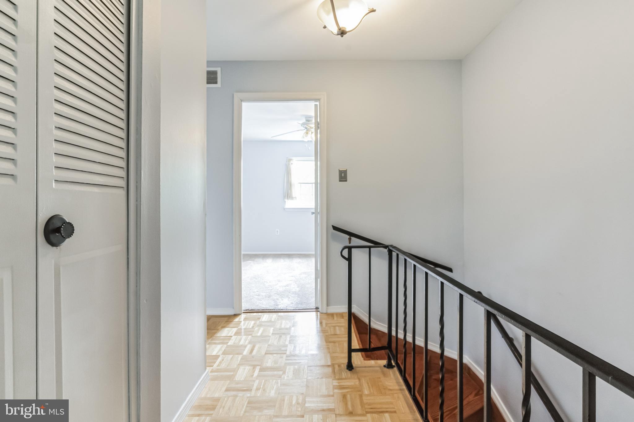 476 WORTHINGTON ROAD