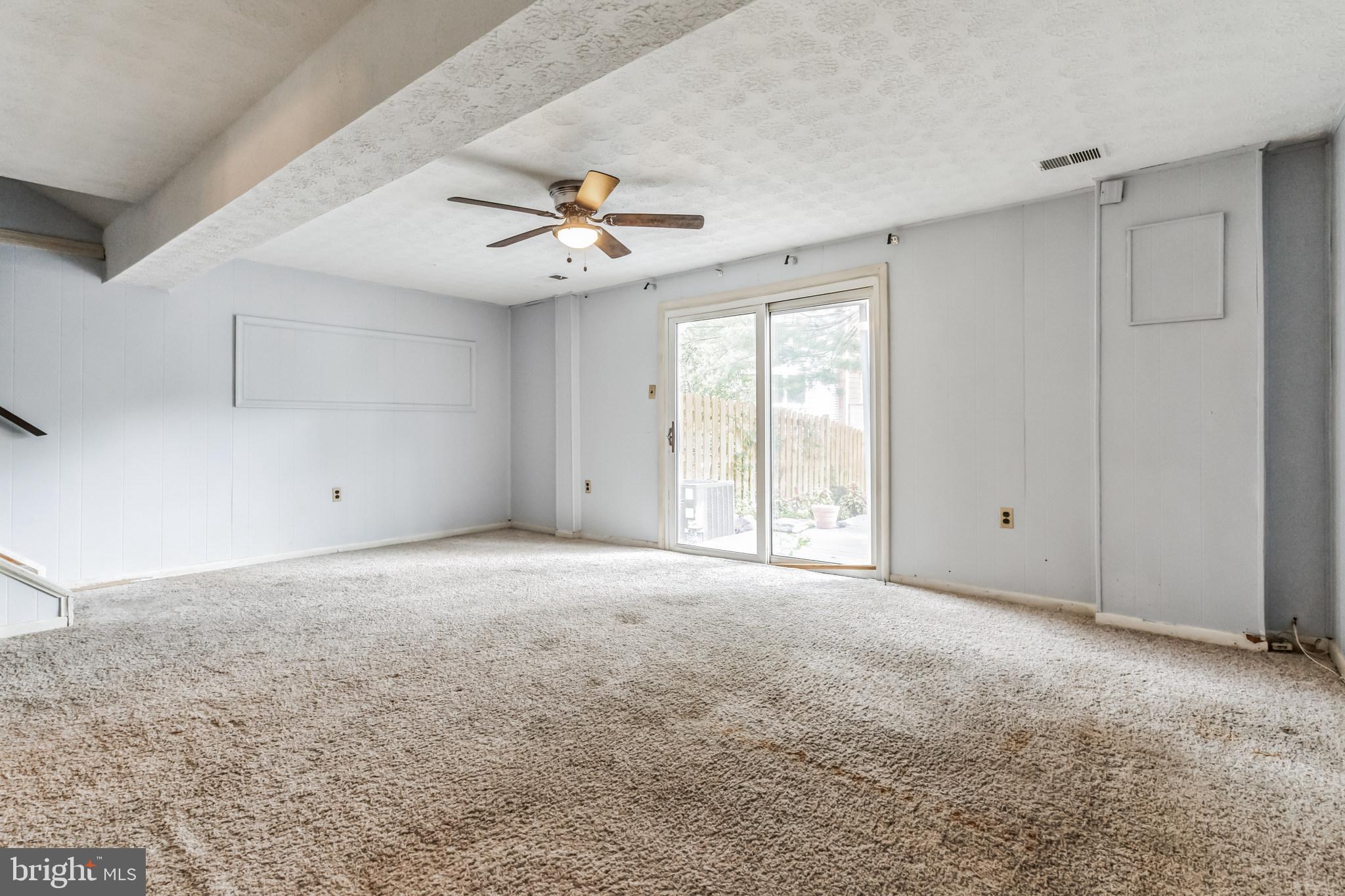 476 WORTHINGTON ROAD