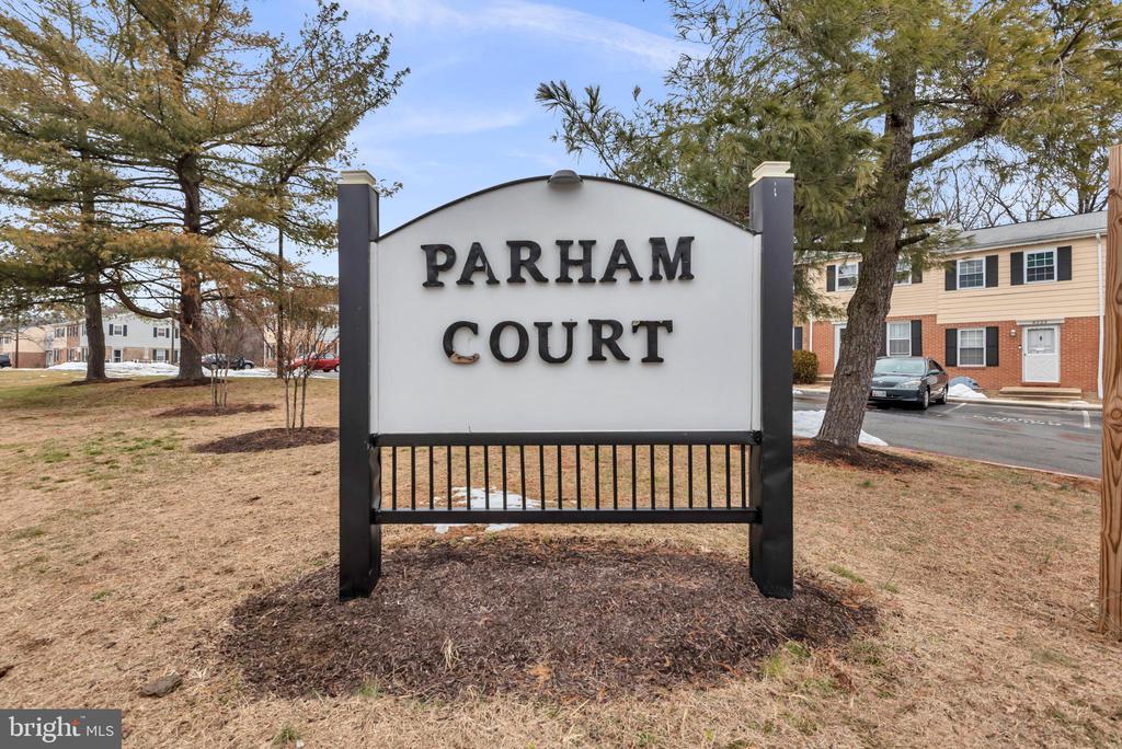 8221 PARHAM COURT