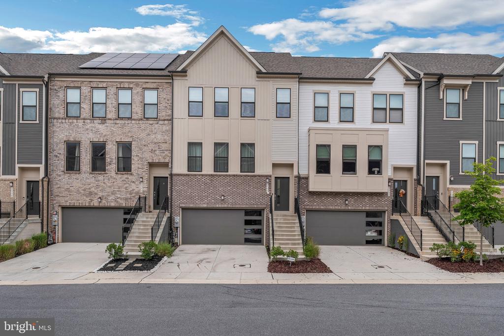 3344 PITCH PINE DRIVE