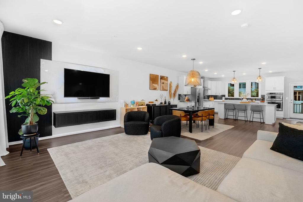 3344 PITCH PINE DRIVE