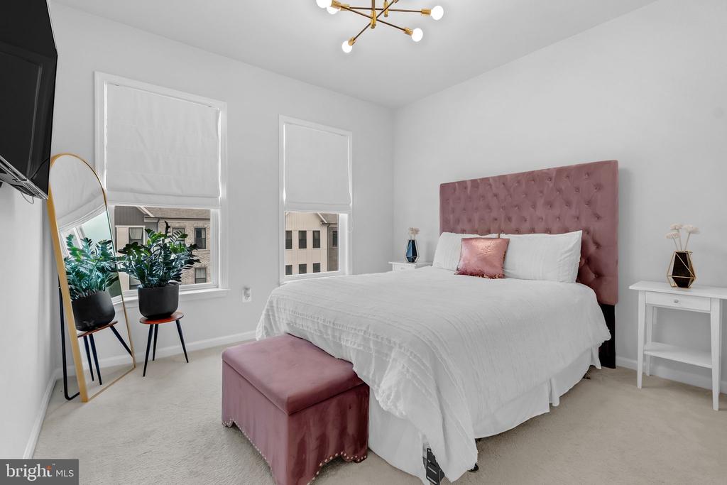 3344 PITCH PINE DRIVE
