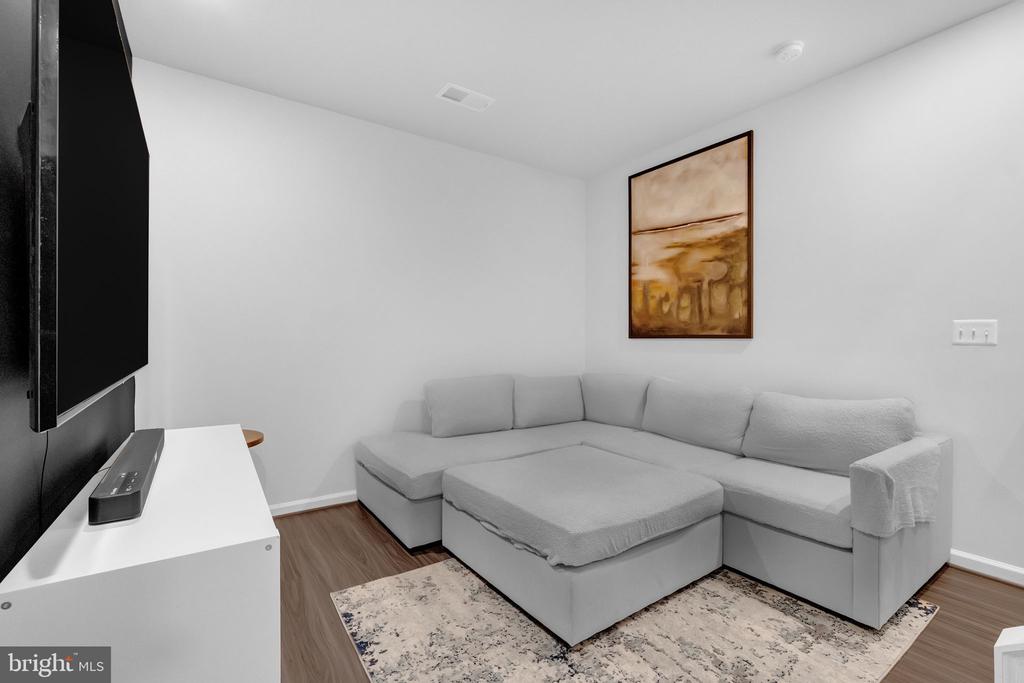 3344 PITCH PINE DRIVE