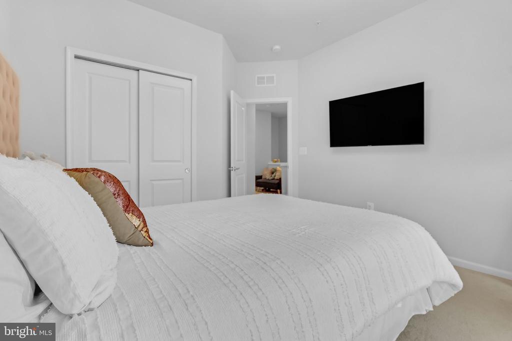 3344 PITCH PINE DRIVE