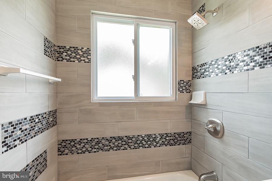 3717 BOARMAN AVENUE 1E