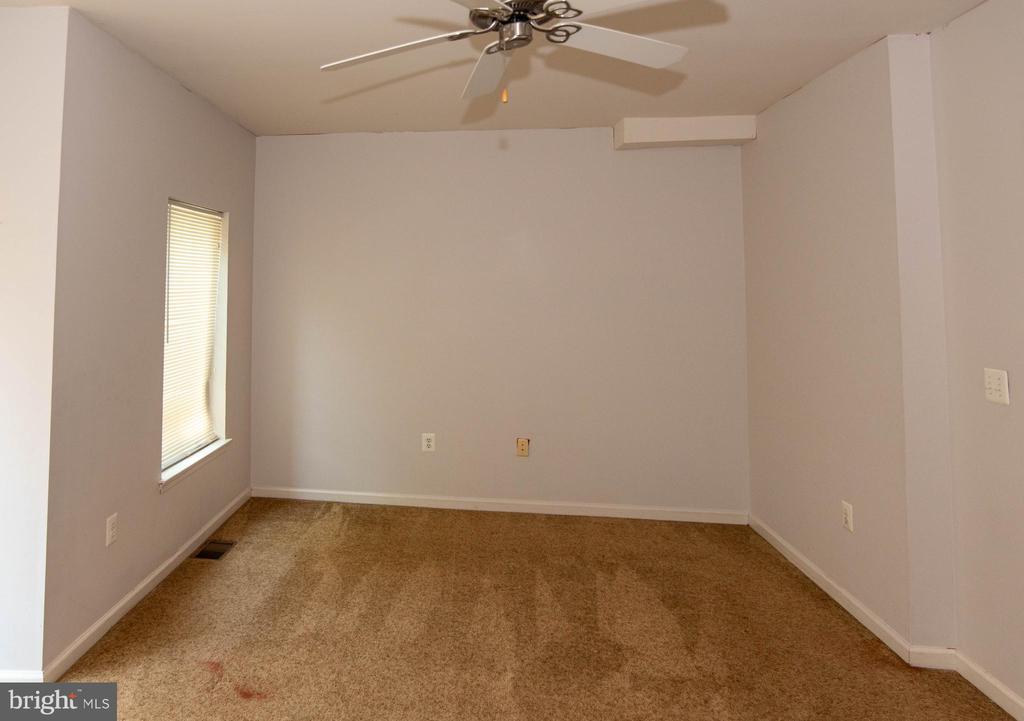 3553 6TH STREET