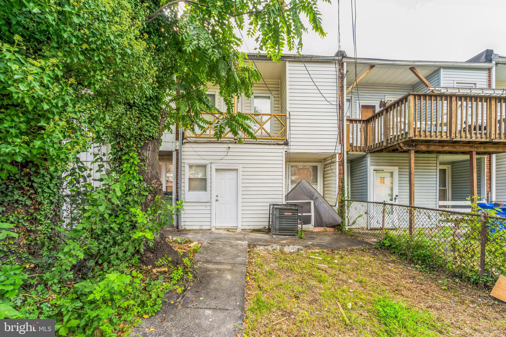 2628 GARRETT AVENUE