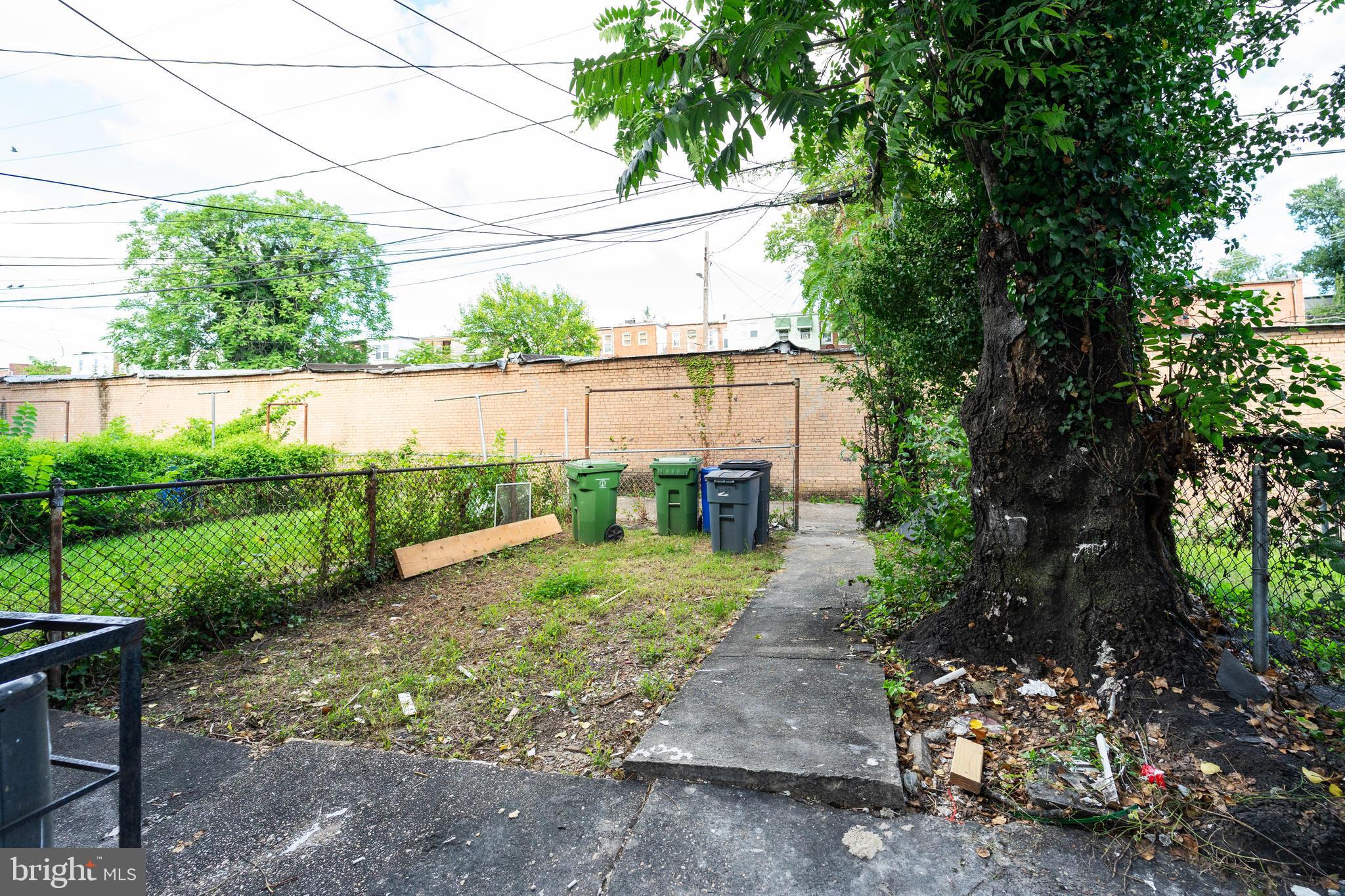 2628 GARRETT AVENUE