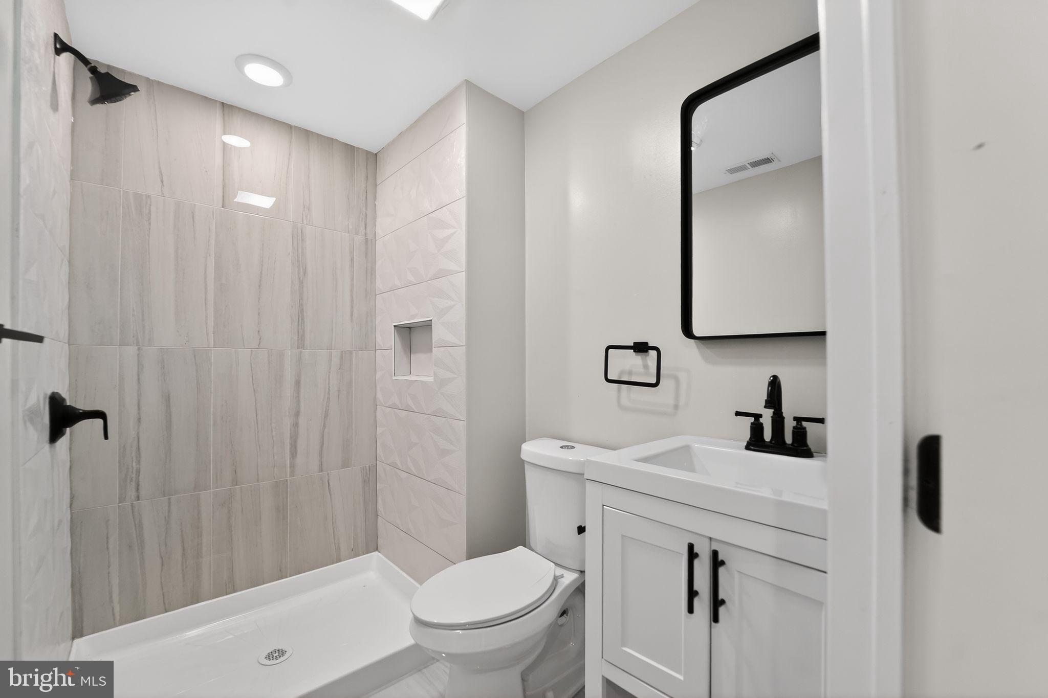 2612 LOYOLA NORTHWAY