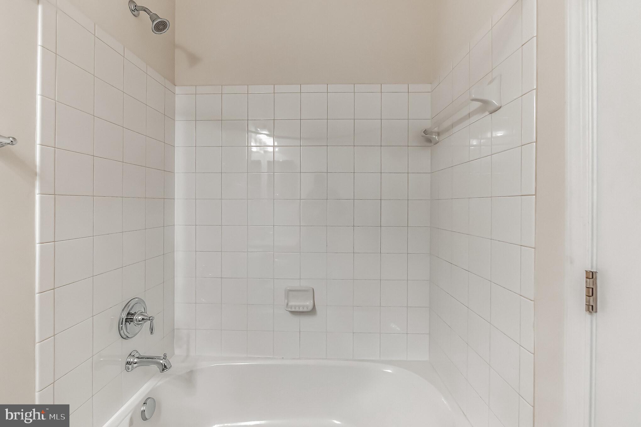 7652 TOWN VIEW DRIVE