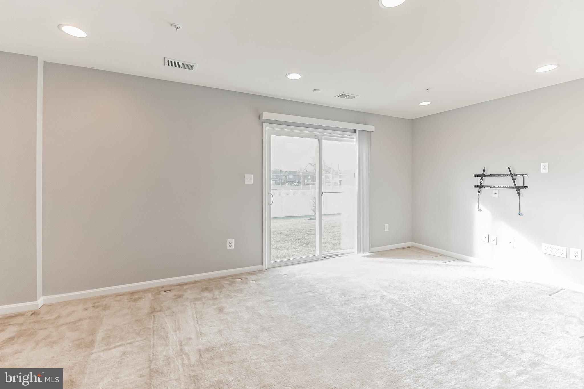 7652 TOWN VIEW DRIVE