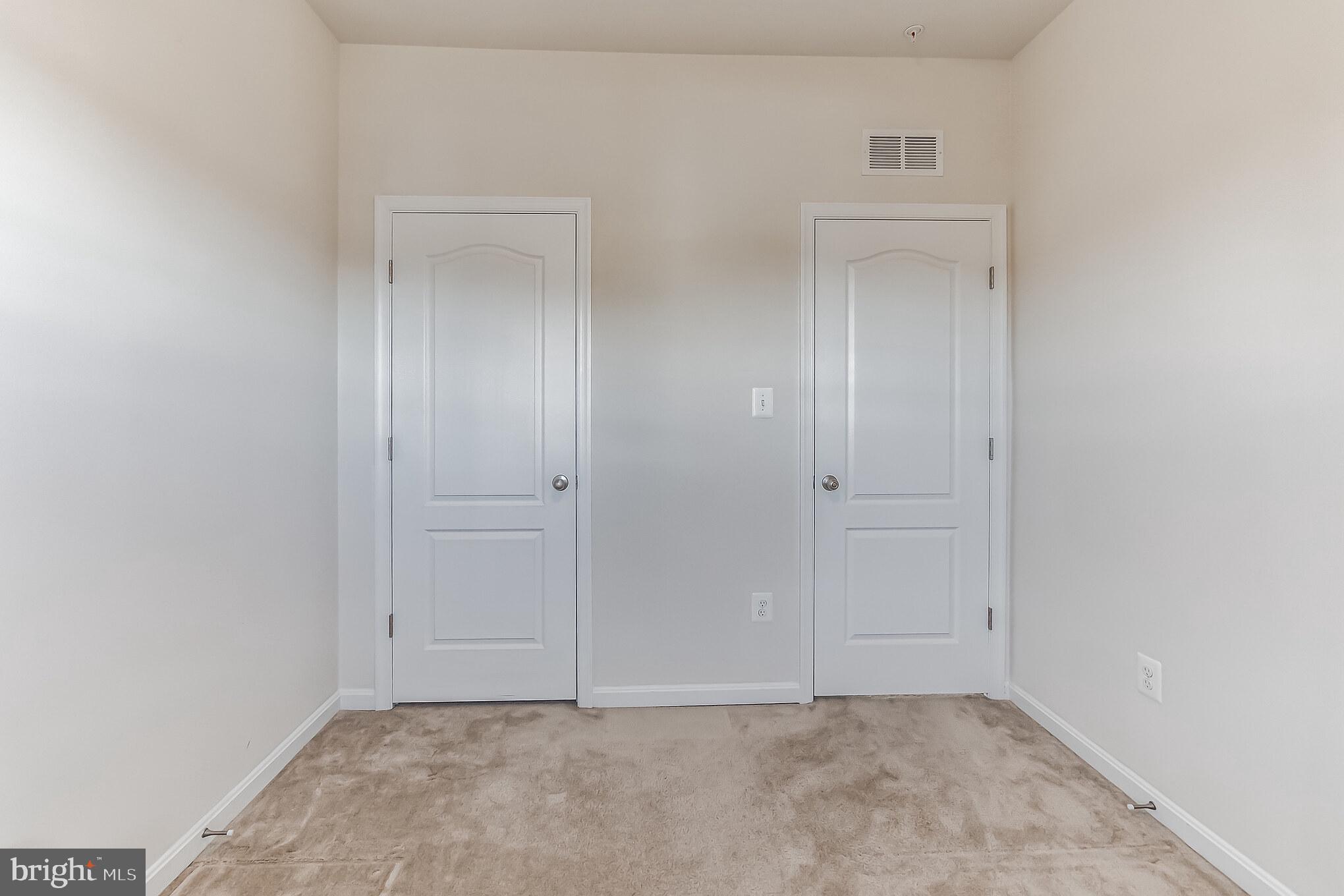 7652 TOWN VIEW DRIVE