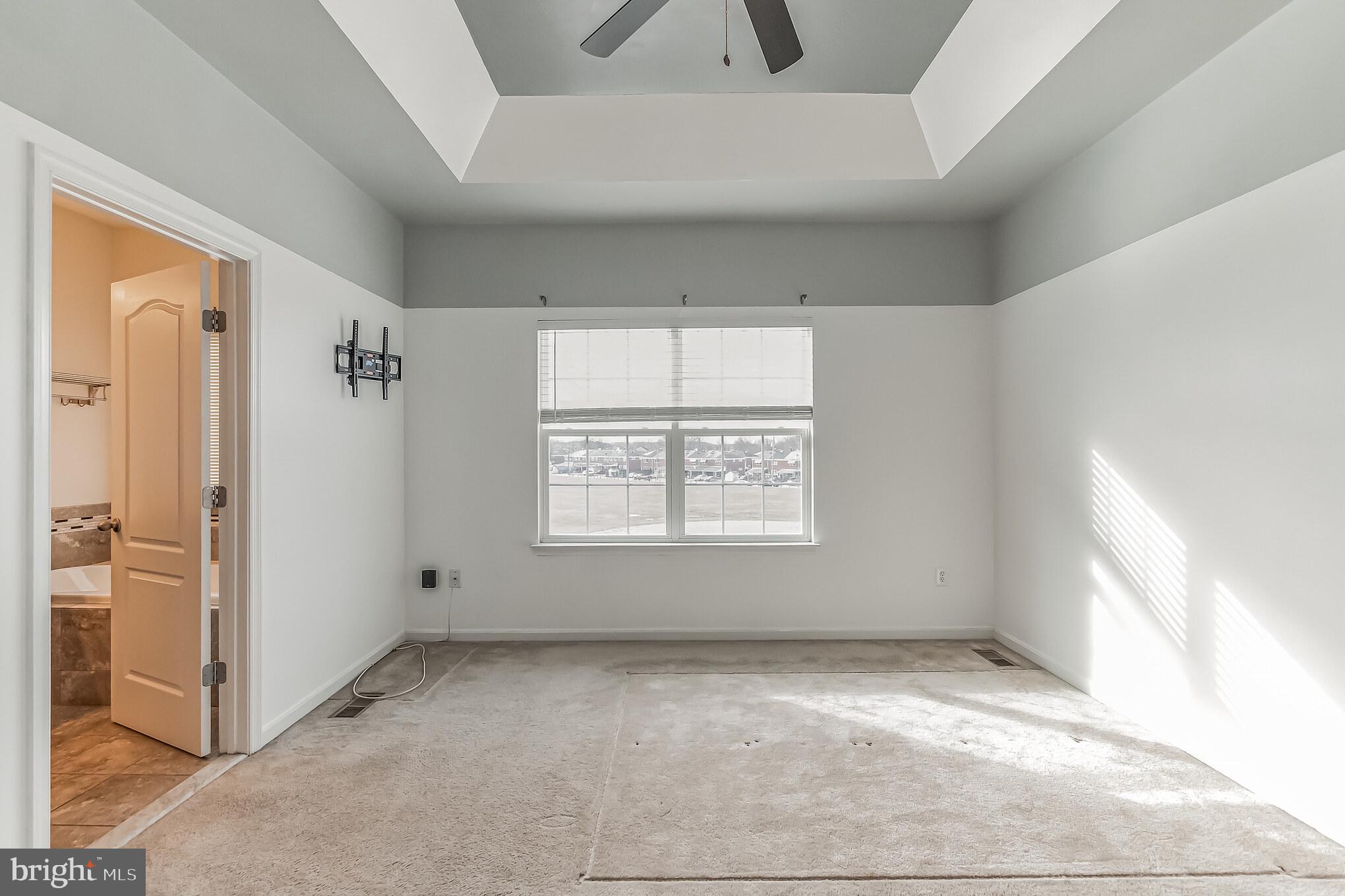 7652 TOWN VIEW DRIVE