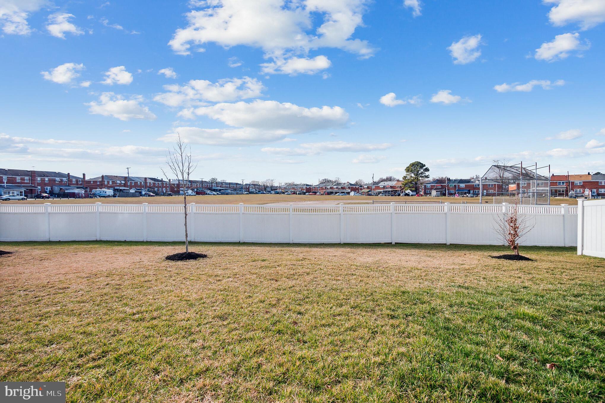 7652 TOWN VIEW DRIVE