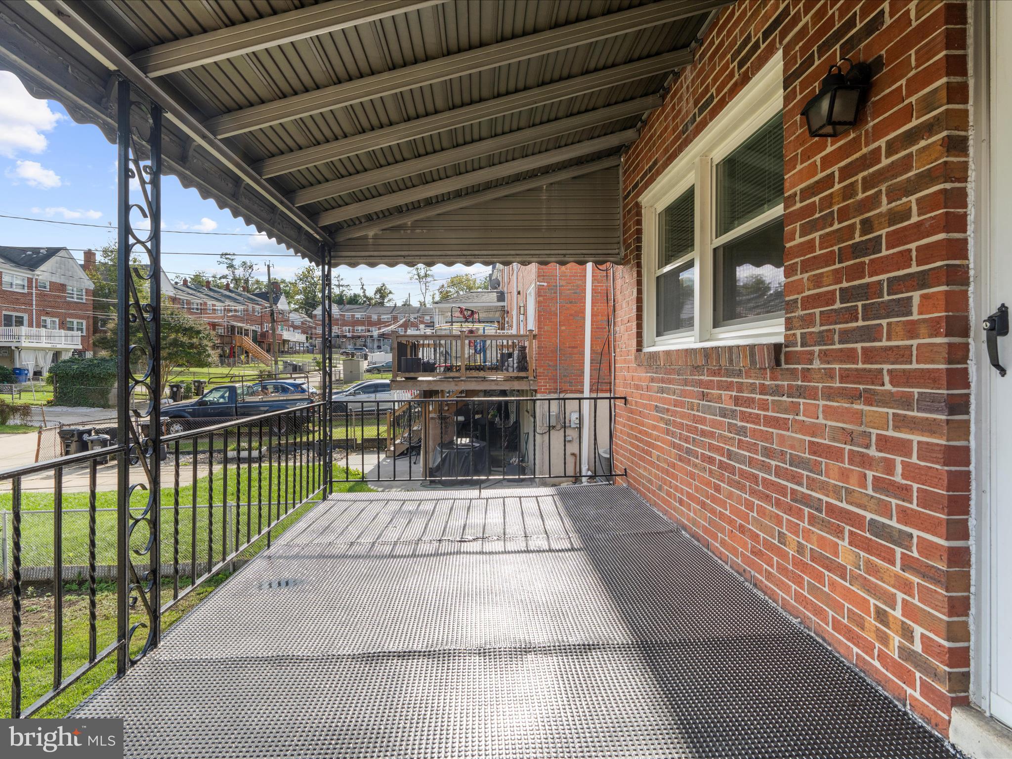 1427 BARRETT ROAD