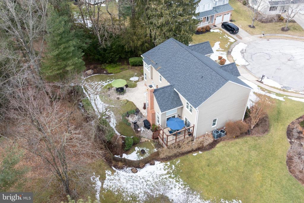 11 HEMLOCK COURT