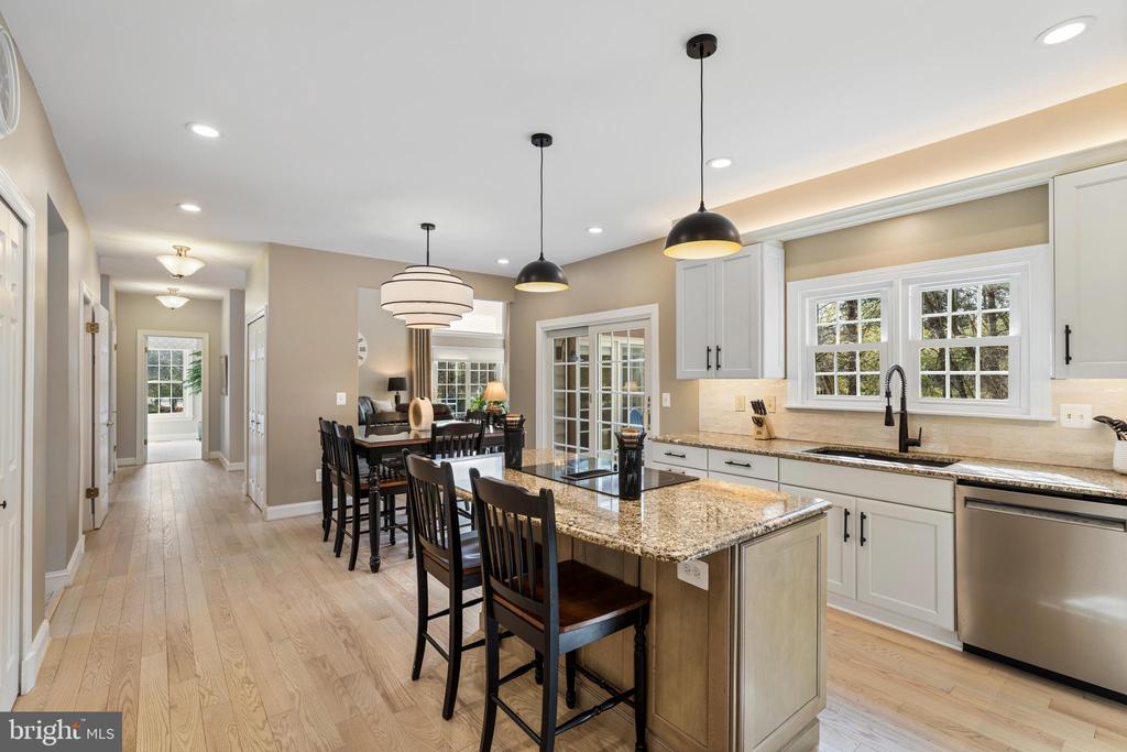 11 HEMLOCK COURT