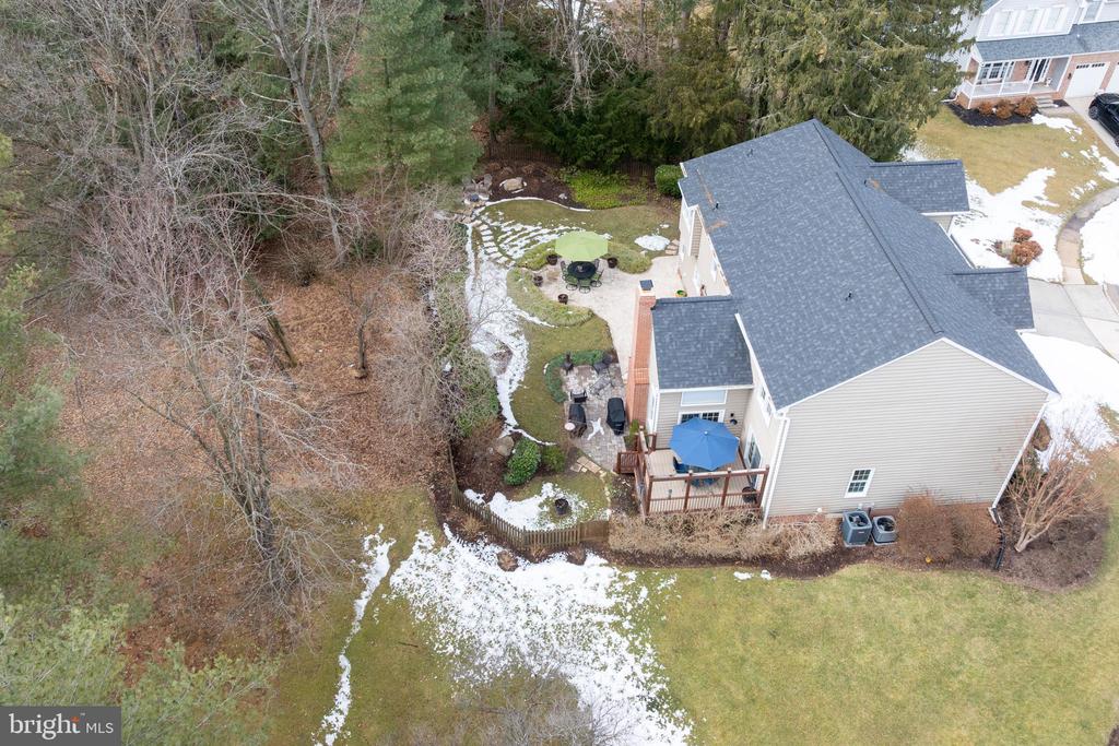 11 HEMLOCK COURT