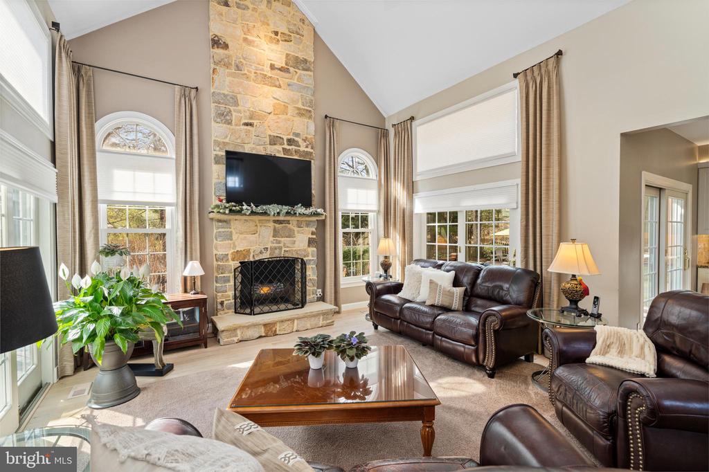 11 HEMLOCK COURT