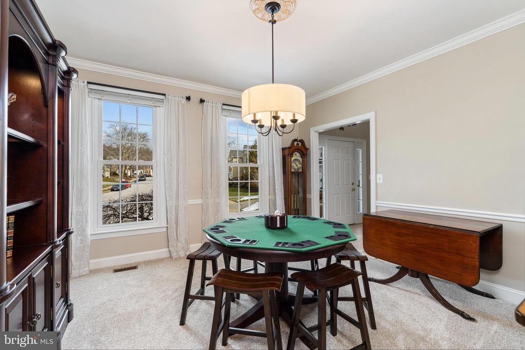 11 HEMLOCK COURT