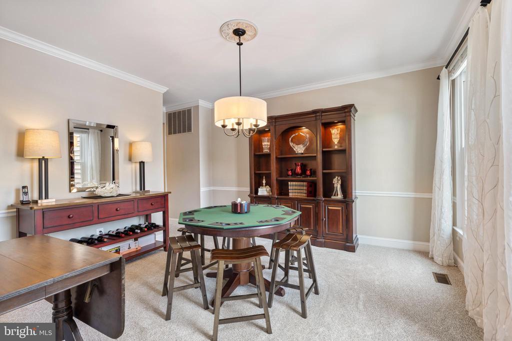 11 HEMLOCK COURT