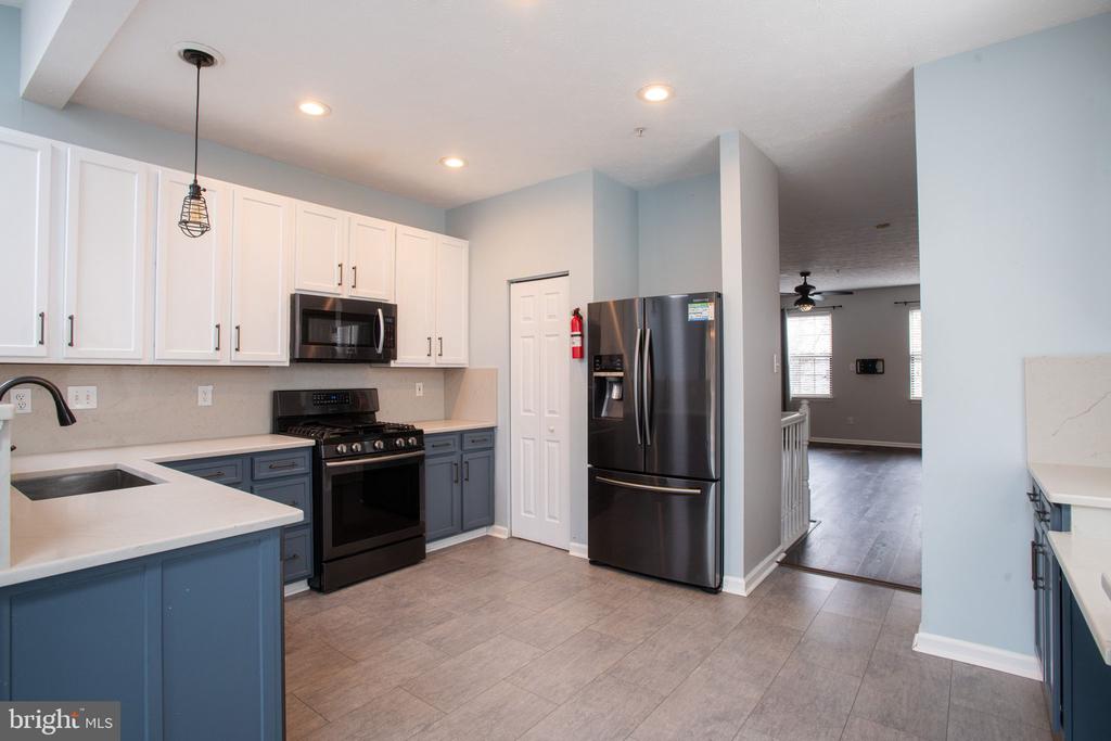 200 TODDSON LANE