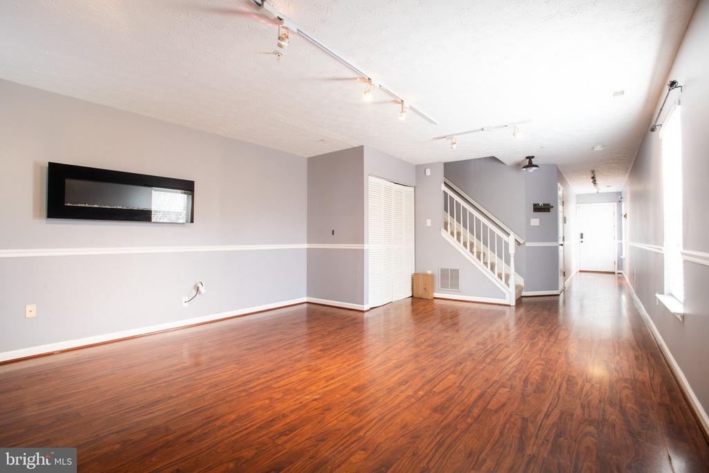 200 TODDSON LANE